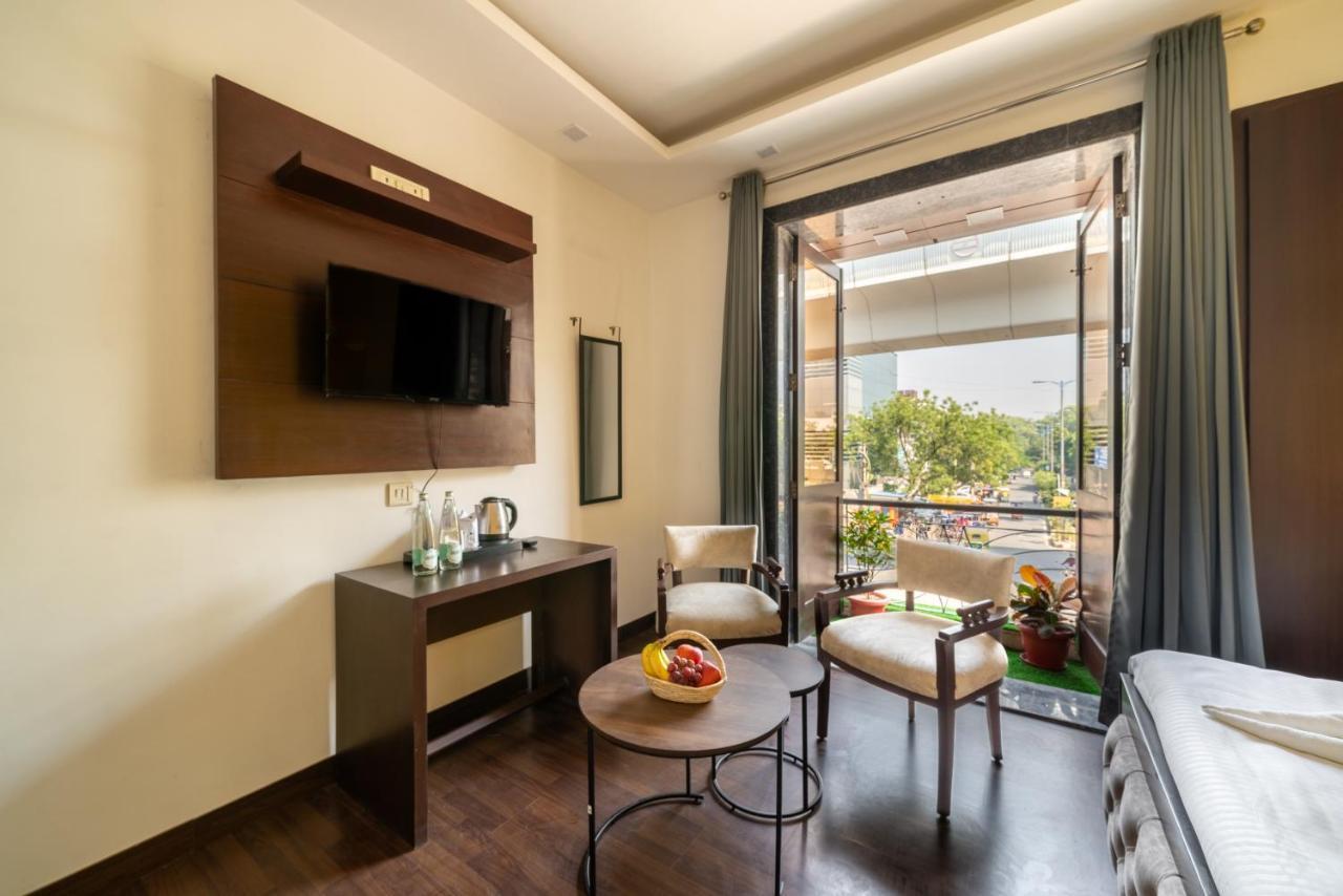 Lime Boutique B&B Gk-1 At Kailash Colony Metro , Greater Kailash Near Eros Hotel Nehru Place Nuova Delhi Esterno foto